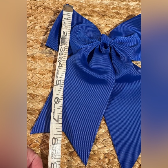 New Two Hand Crafted Big Hair Bows One Red/One Blue - Picture 6 of 6